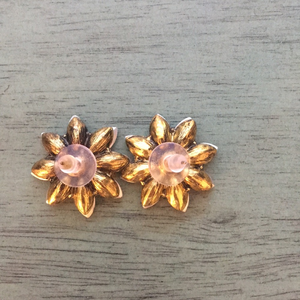 Crystal Rhinestone Flower Statement Earrings - image 7